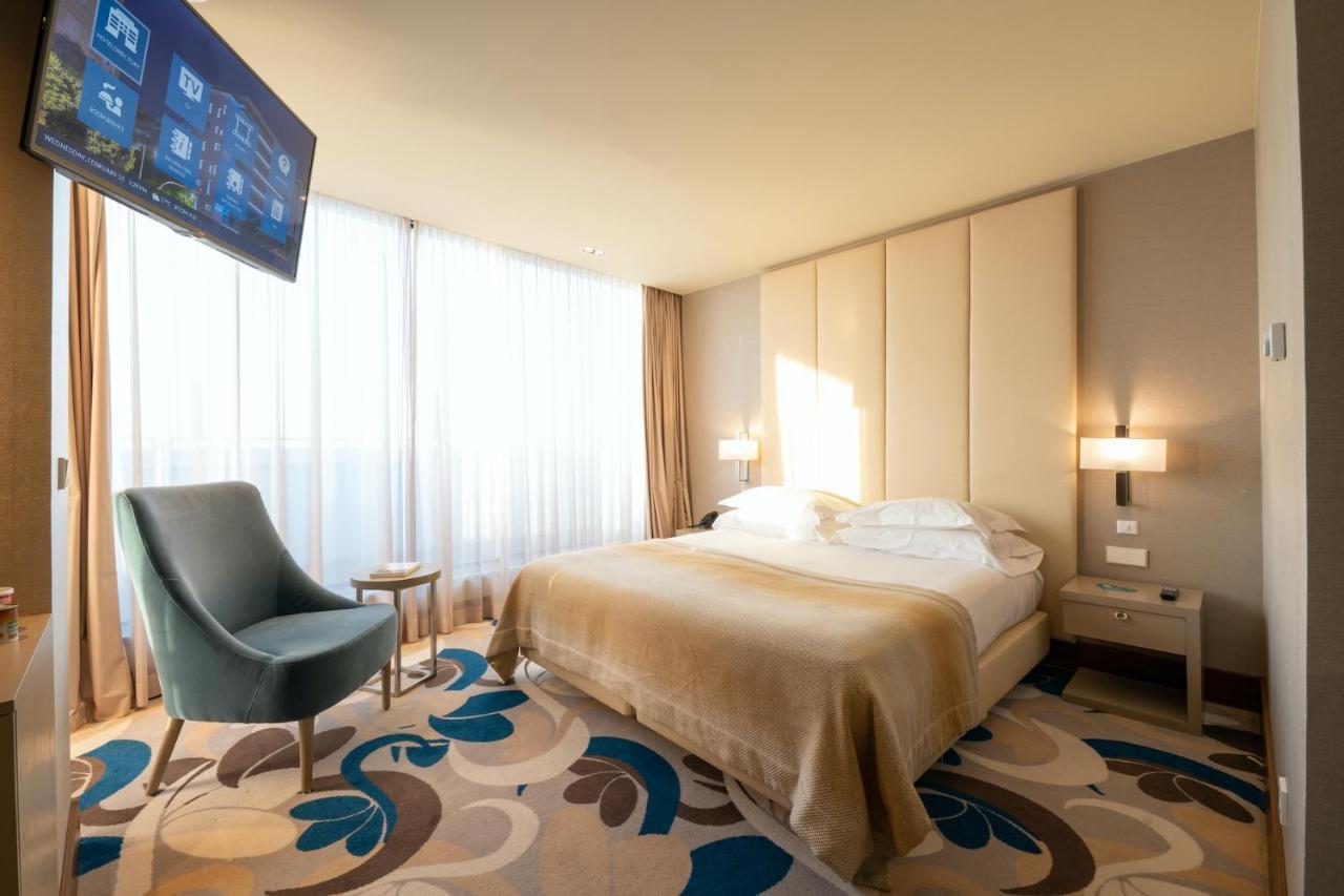 Hotel Smy Lisboa Esterno foto